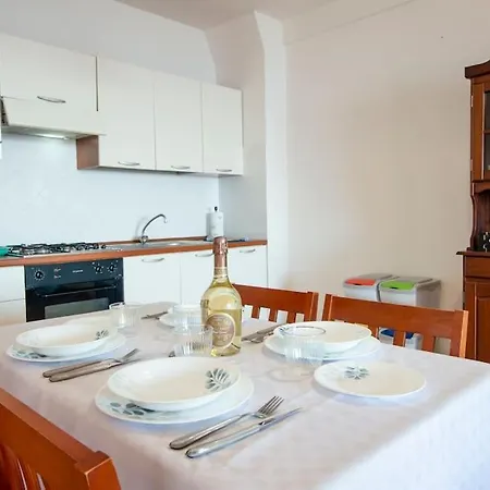 Panoramic View شقة Funtana Meiga